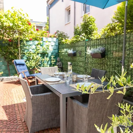 Denkmalgeschuetztes Fachwerkhaus Im Zentrum Mit Garage *