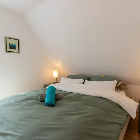 Denkmalgeschuetztes Fachwerkhaus Im Zentrum Mit Garage Apartman