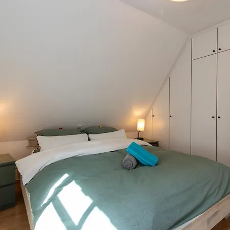 Apartmán Denkmalgeschuetztes Fachwerkhaus Im Zentrum Mit Garage