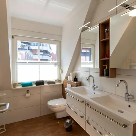 Denkmalgeschuetztes Fachwerkhaus Im Zentrum Mit Garage * Ibbenbüren