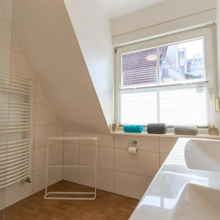 Denkmalgeschuetztes Fachwerkhaus Im Zentrum Mit Garage *