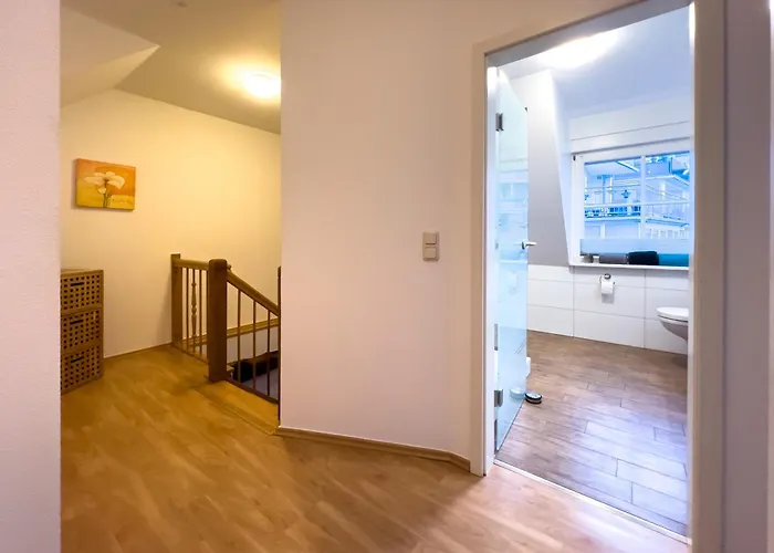 Denkmalgeschuetztes Fachwerkhaus Im Zentrum Mit Garage 公寓 *