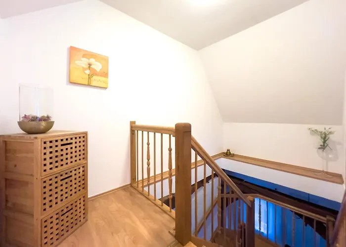 Denkmalgeschuetztes Fachwerkhaus Im Zentrum Mit Garage Appartement *