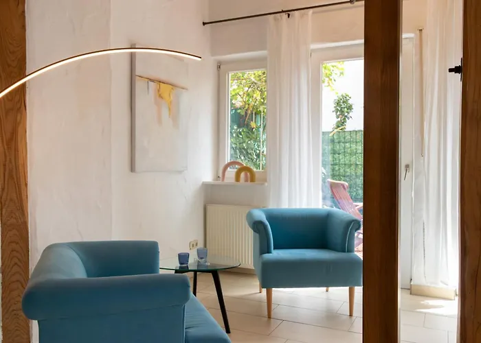 Denkmalgeschuetztes Fachwerkhaus Im Zentrum Mit Garage Appartement *