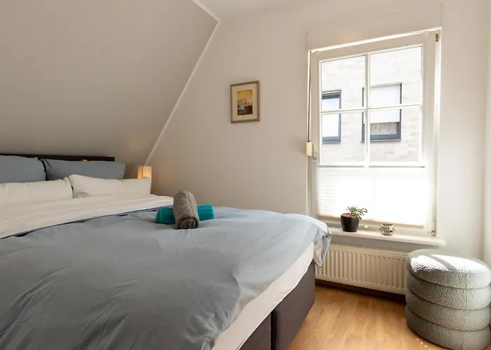 Denkmalgeschuetztes Fachwerkhaus Im Zentrum Mit Garage Appartement *