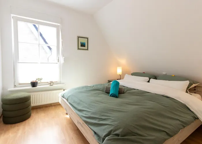 Denkmalgeschuetztes Fachwerkhaus Im Zentrum Mit Garage 公寓