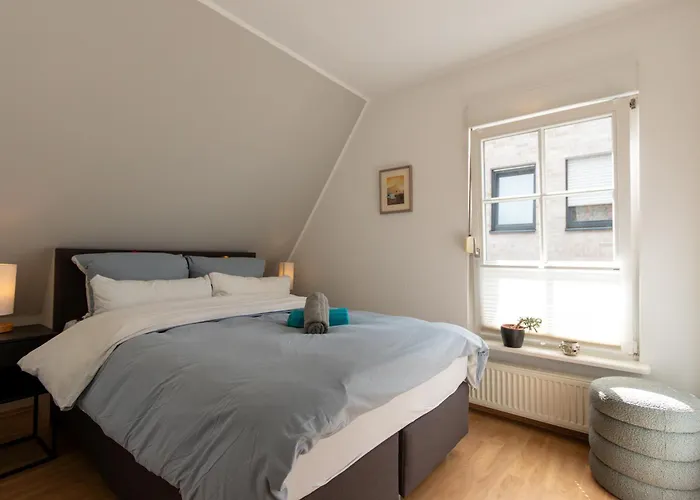 Denkmalgeschuetztes Fachwerkhaus Im Zentrum Mit Garage *