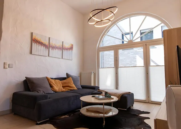 Denkmalgeschuetztes Fachwerkhaus Im Zentrum Mit Garage