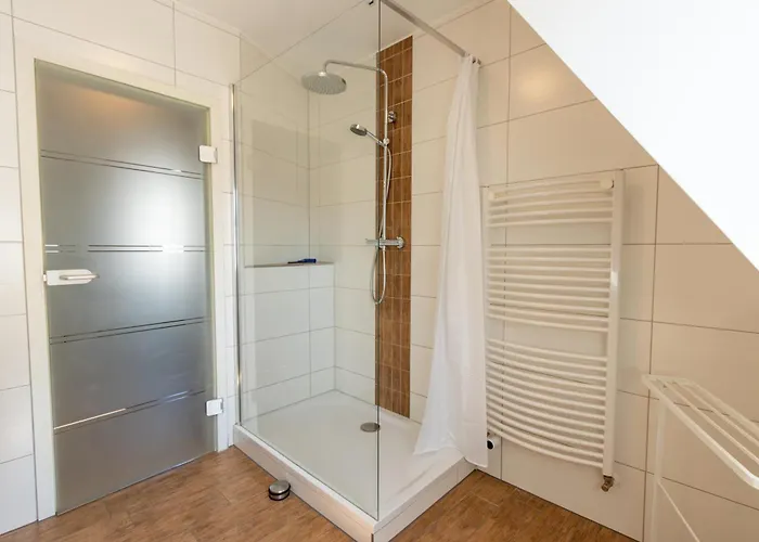 Denkmalgeschuetztes Fachwerkhaus Im Zentrum Mit Garage *